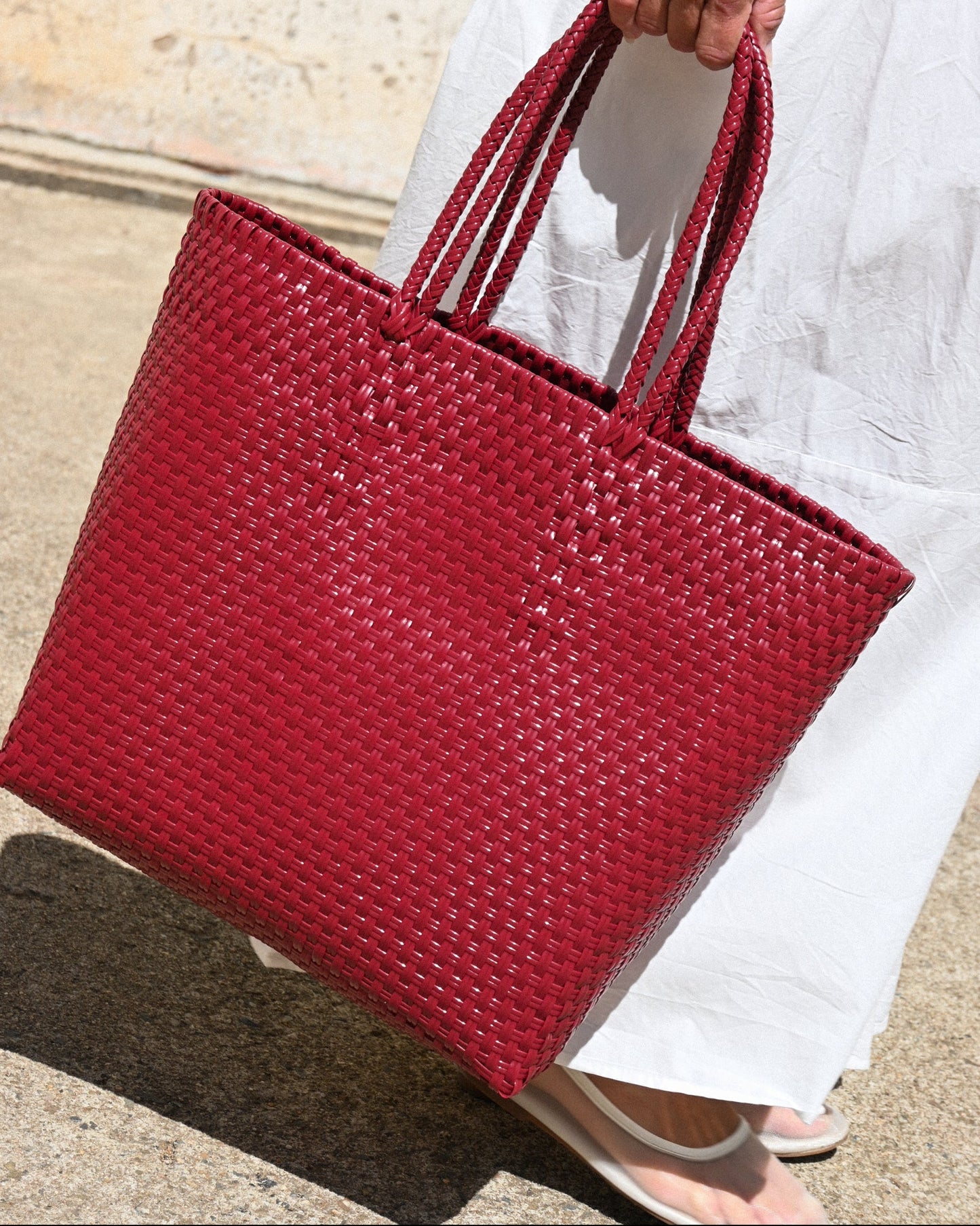 Eco Traveller Tote - Amarena